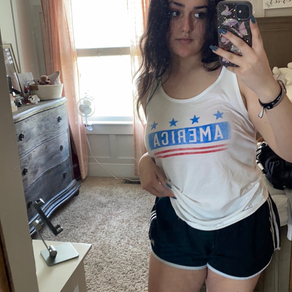 White America top